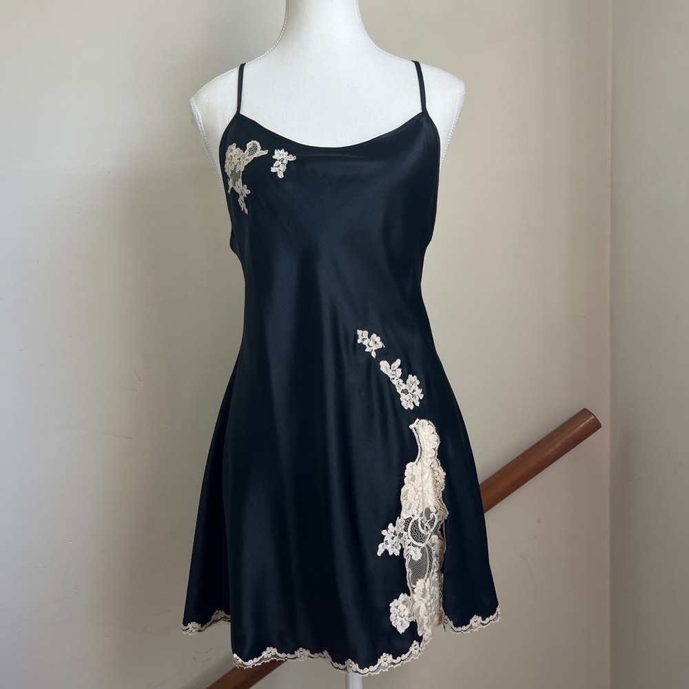 Vintage Victoria's Secret Angels Slip Dress M Black Lace Trim Satin Nightie Y2K